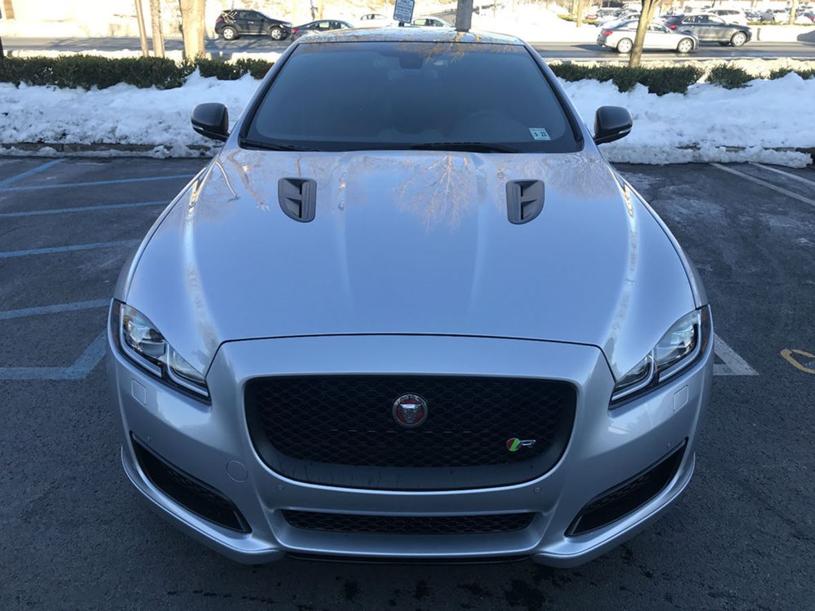 2016 Jaguar XJR