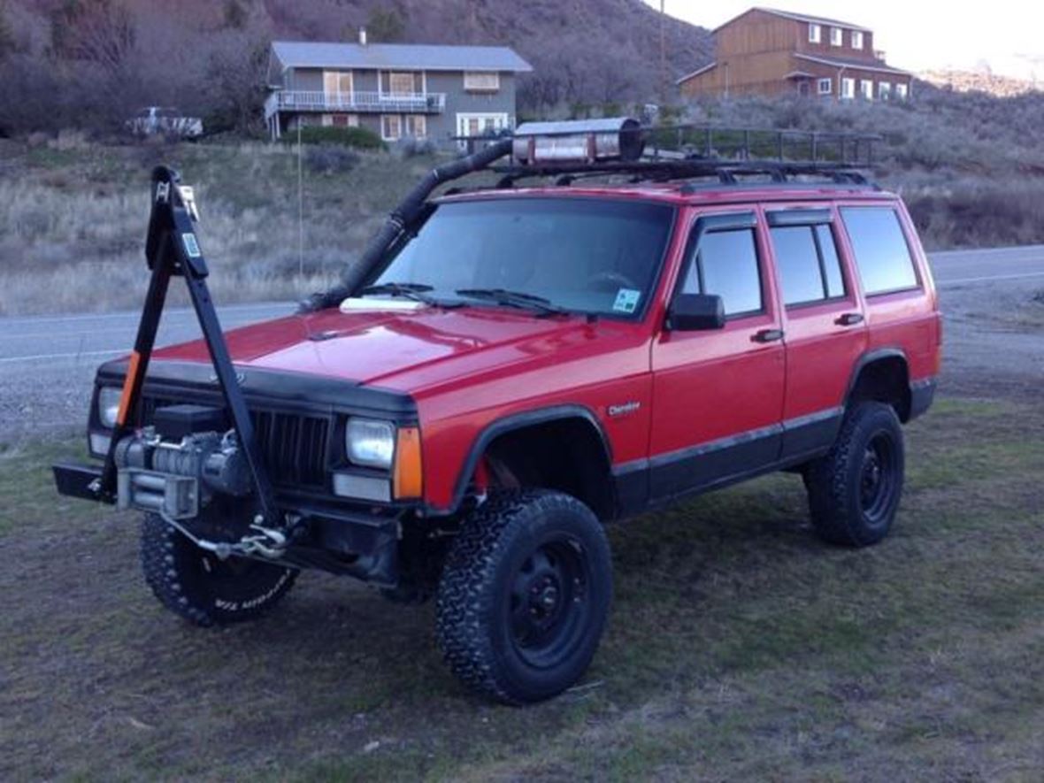 1995 Jeep Cherokee for sale by owner in Mabton