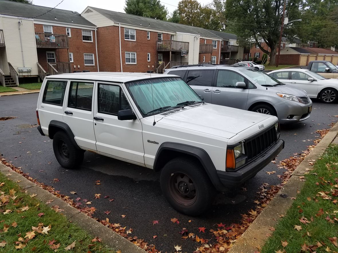 1995 Jeep Cherokee for sale by owner in Wilmington