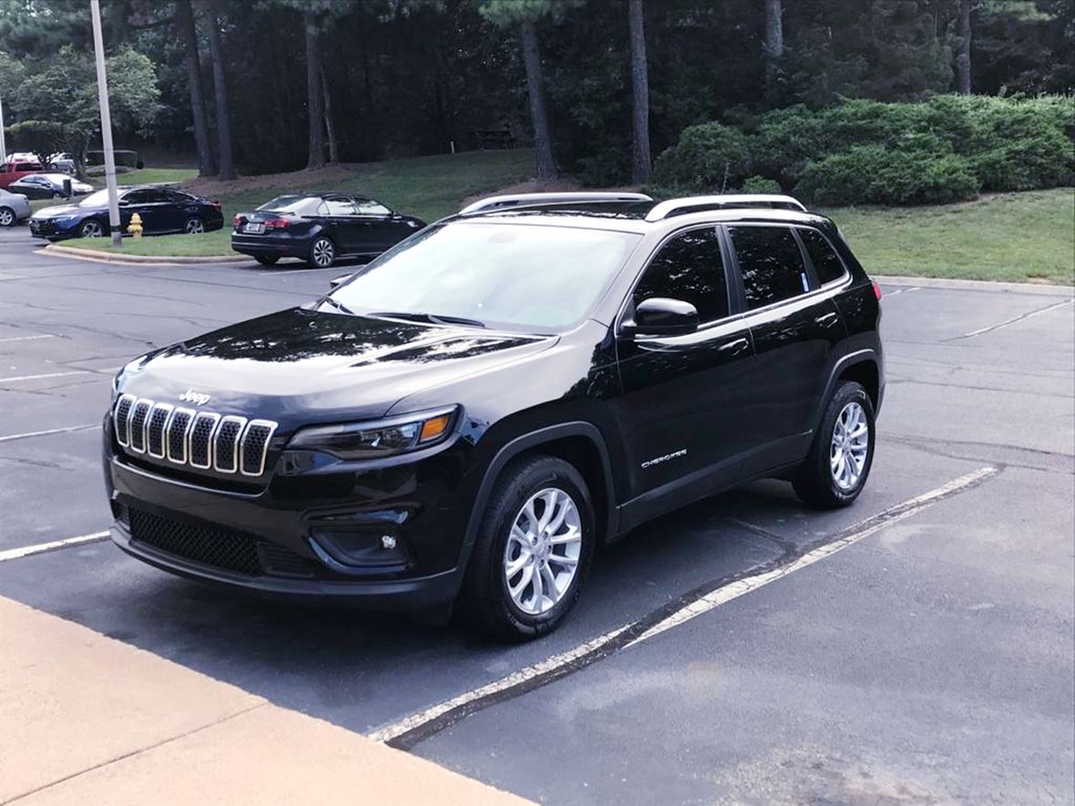 2019 Jeep Cherokee for sale by owner in Charlotte