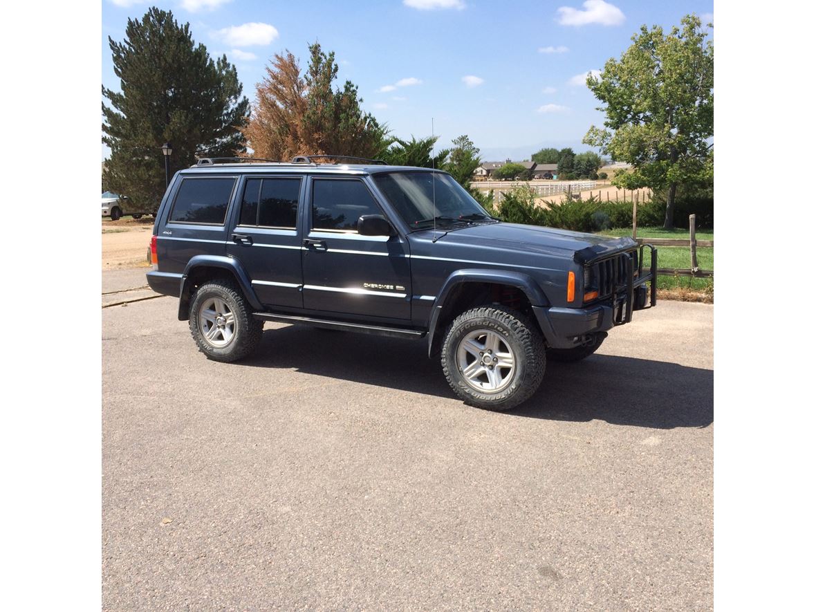 2001 Jeep Cherokee Limited (XJ) for sale by owner in Brighton
