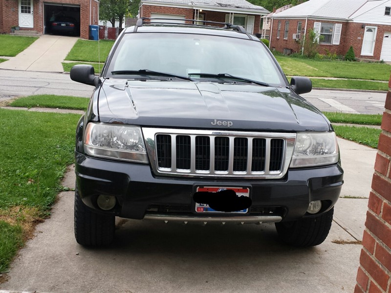 2004 Jeep Grand Cherokee for sale by owner in CLEVELAND