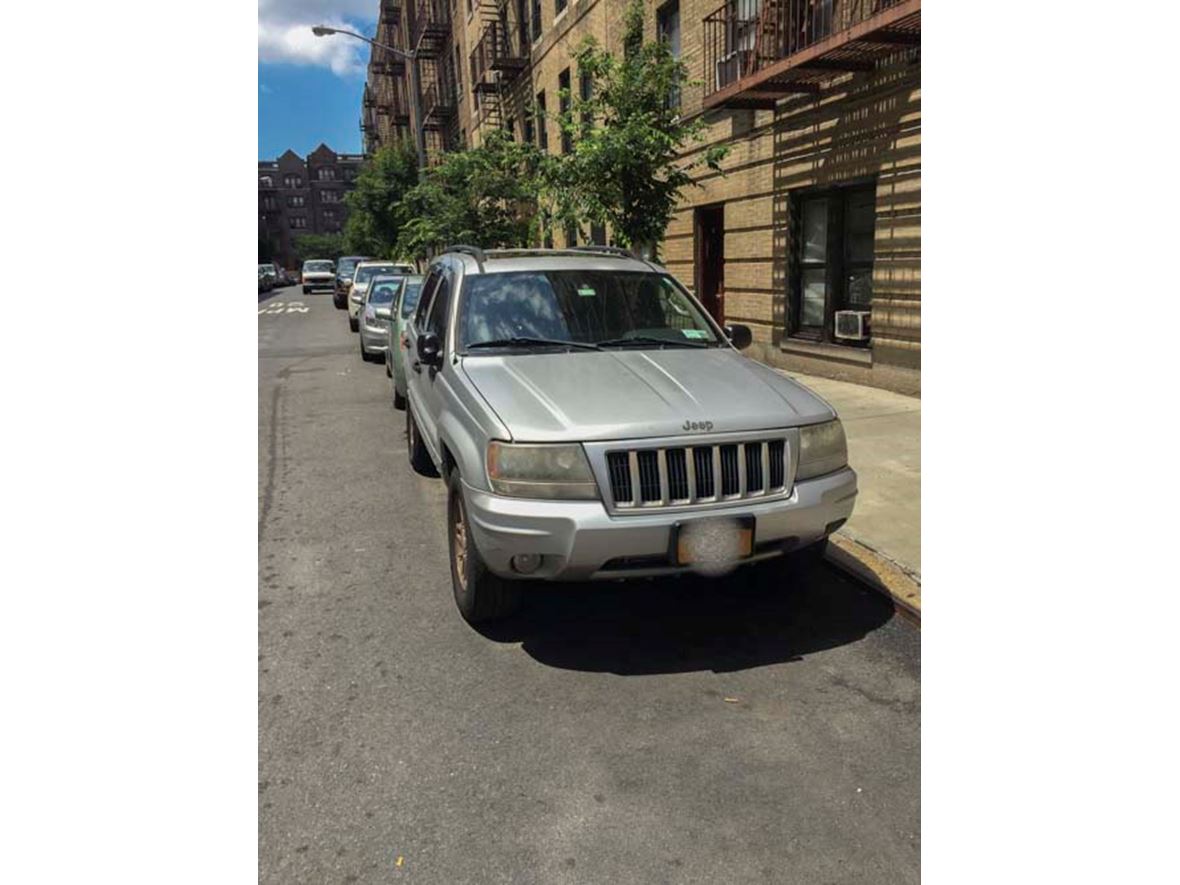 2004 Jeep Grand Cherokee for sale by owner in New York