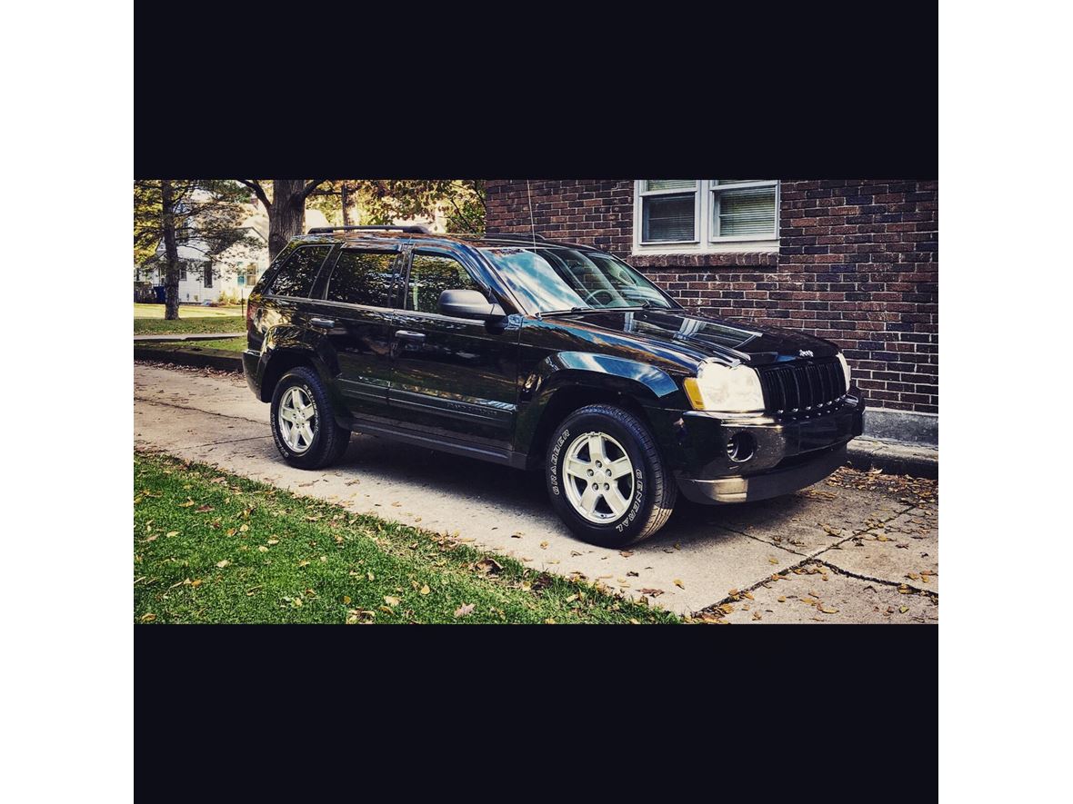 2006 Jeep Grand Cherokee for sale by owner in Portage