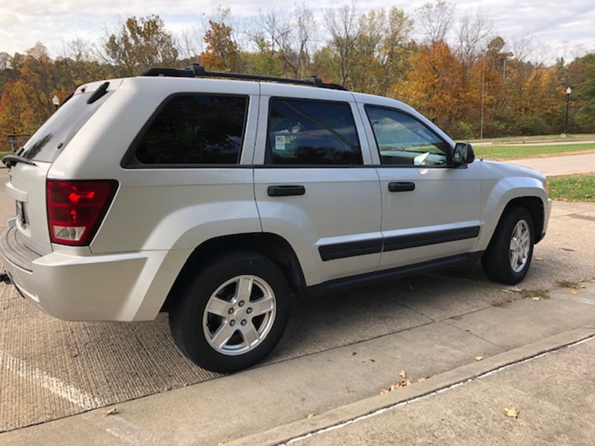 2006 Jeep Grand Cherokee for sale by owner in Bridgeport