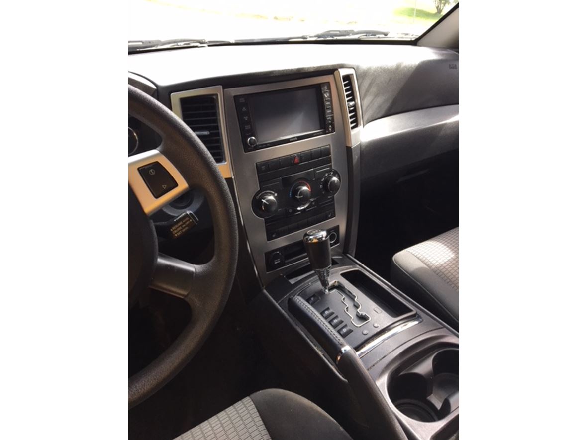 2009 Jeep Grand Cherokee for sale by owner in Hudson