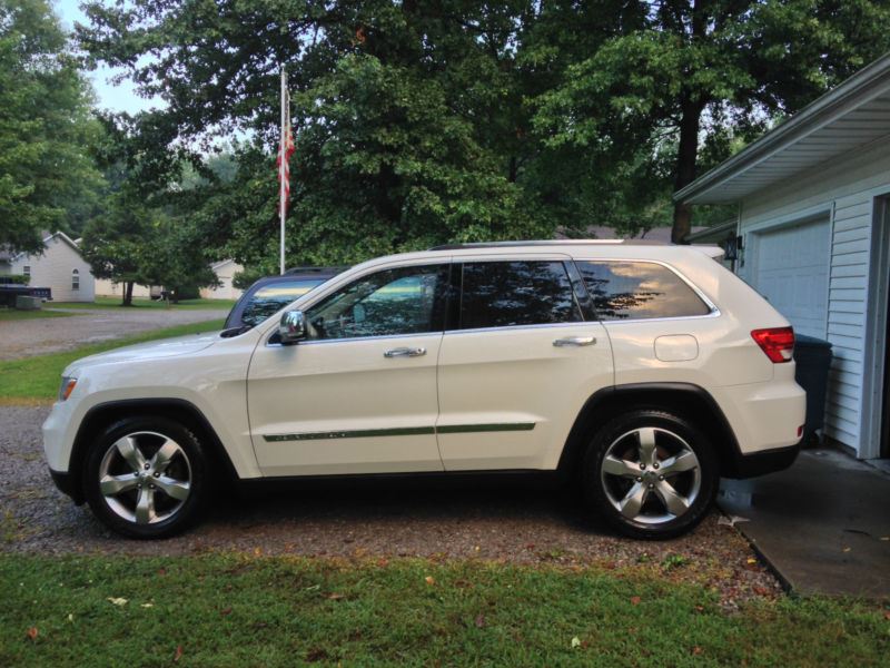 2011 Jeep Grand Cherokee for sale by owner in NILES