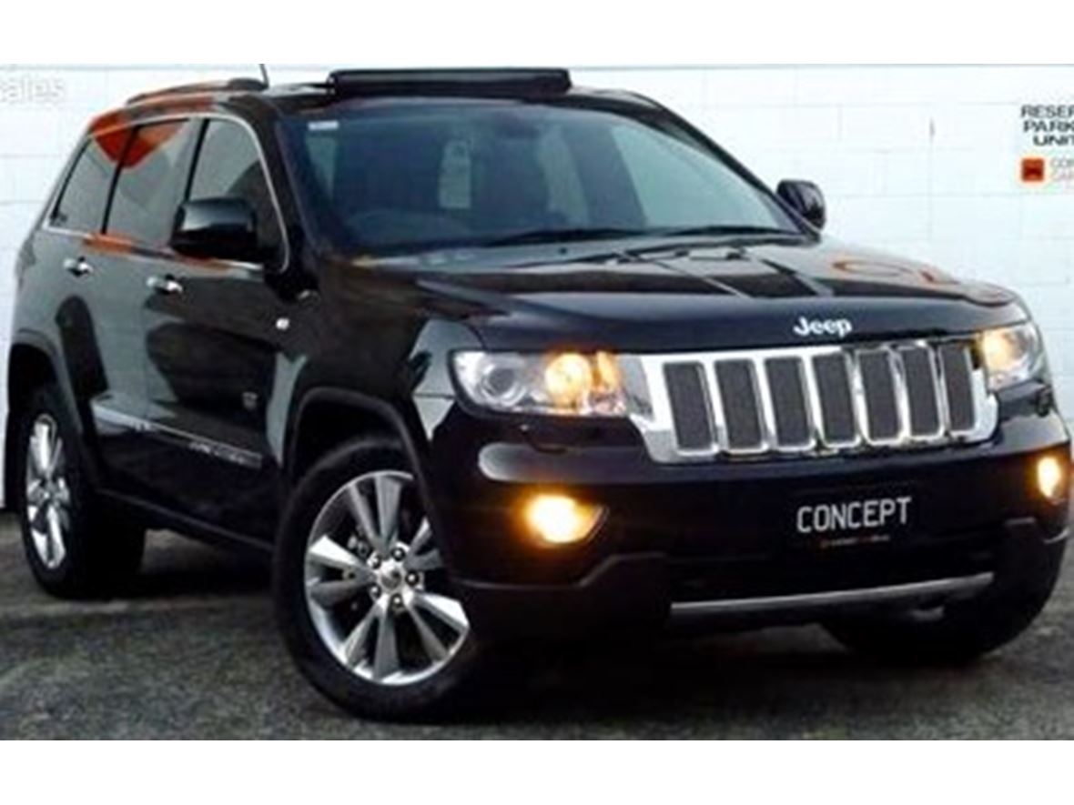 2011 Jeep Grand Cherokee for sale by owner in Lithonia