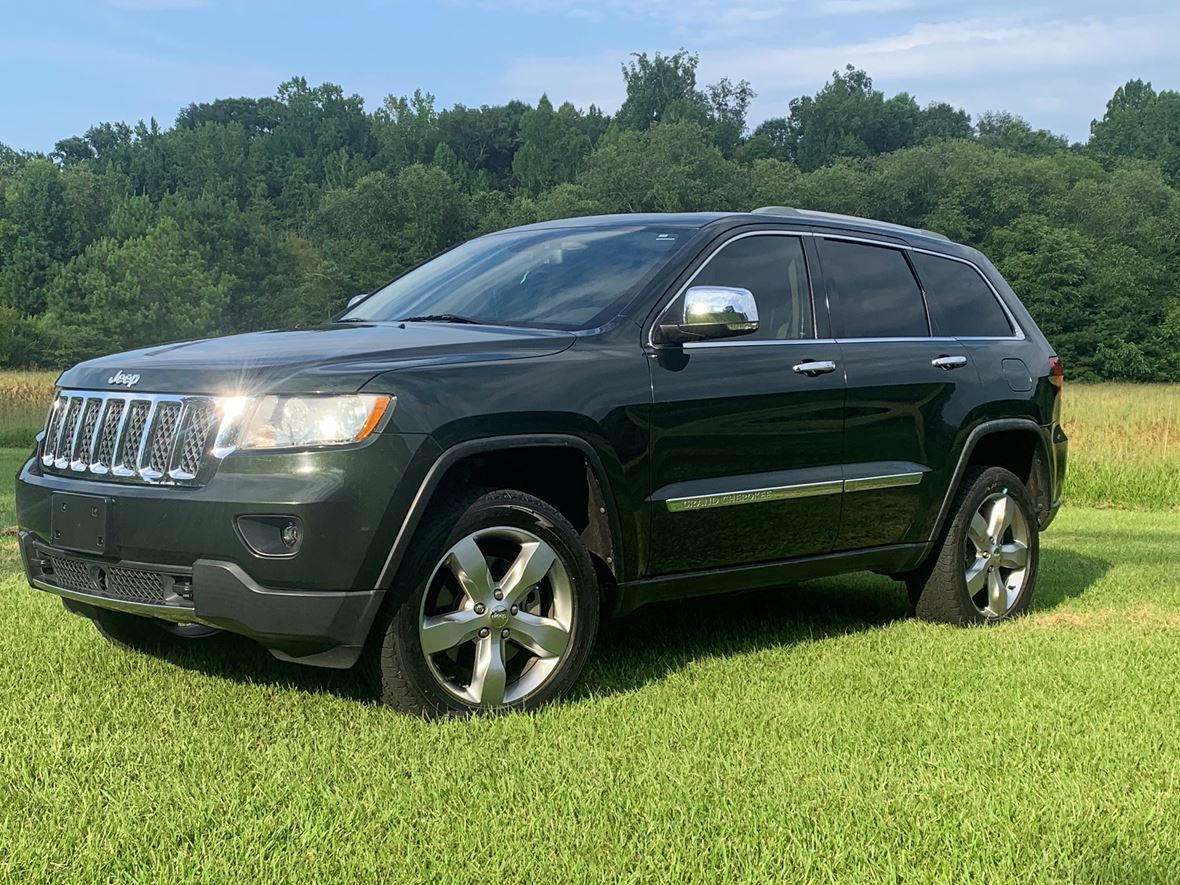 2011 Jeep Grand Cherokee for sale by owner in Tuscaloosa