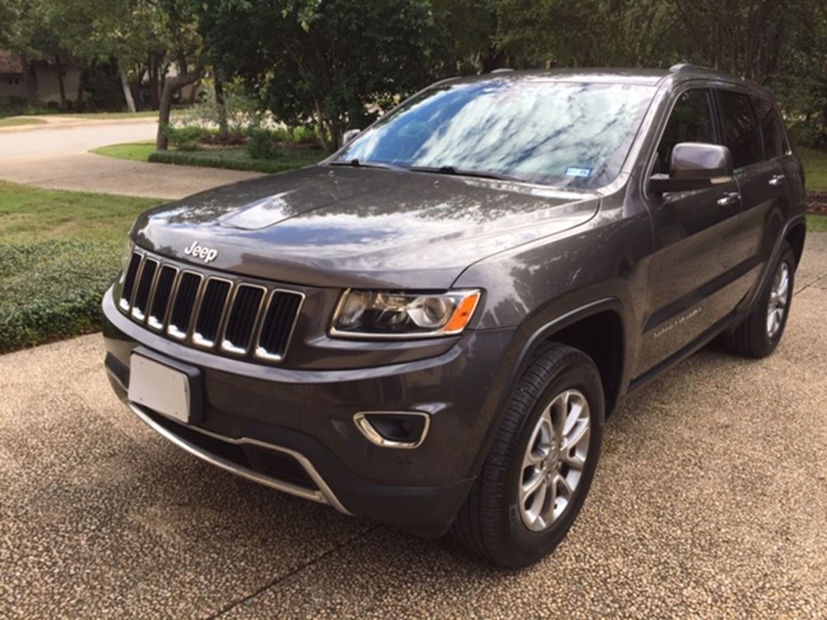 2014 Jeep Grand Cherokee for sale by owner in San Antonio