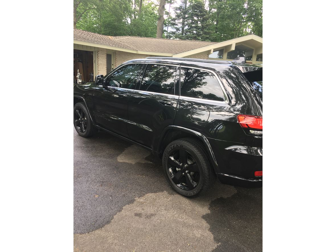 2015 Jeep Grand Cherokee for sale by owner in Sylvania