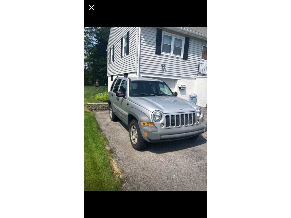 2005 Jeep Liberty for sale by owner in Johnstown