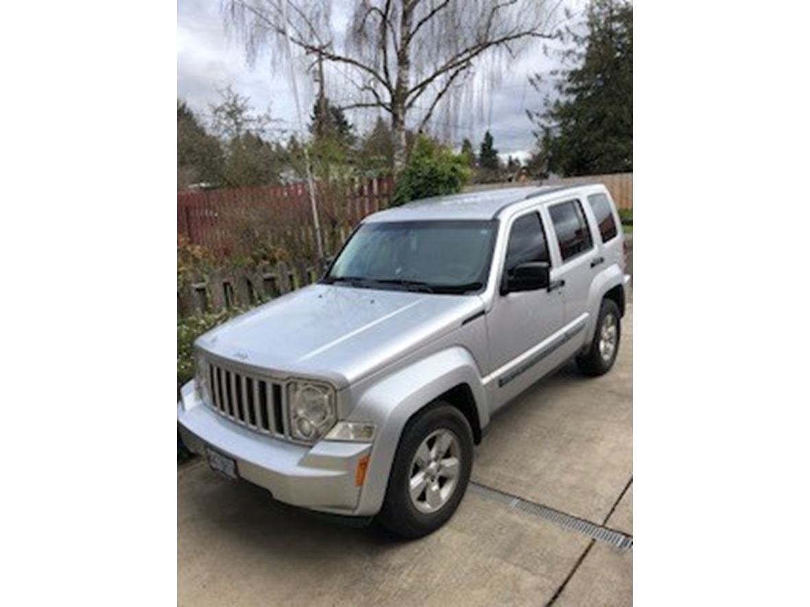 2010 Jeep Liberty for sale by owner in Portland