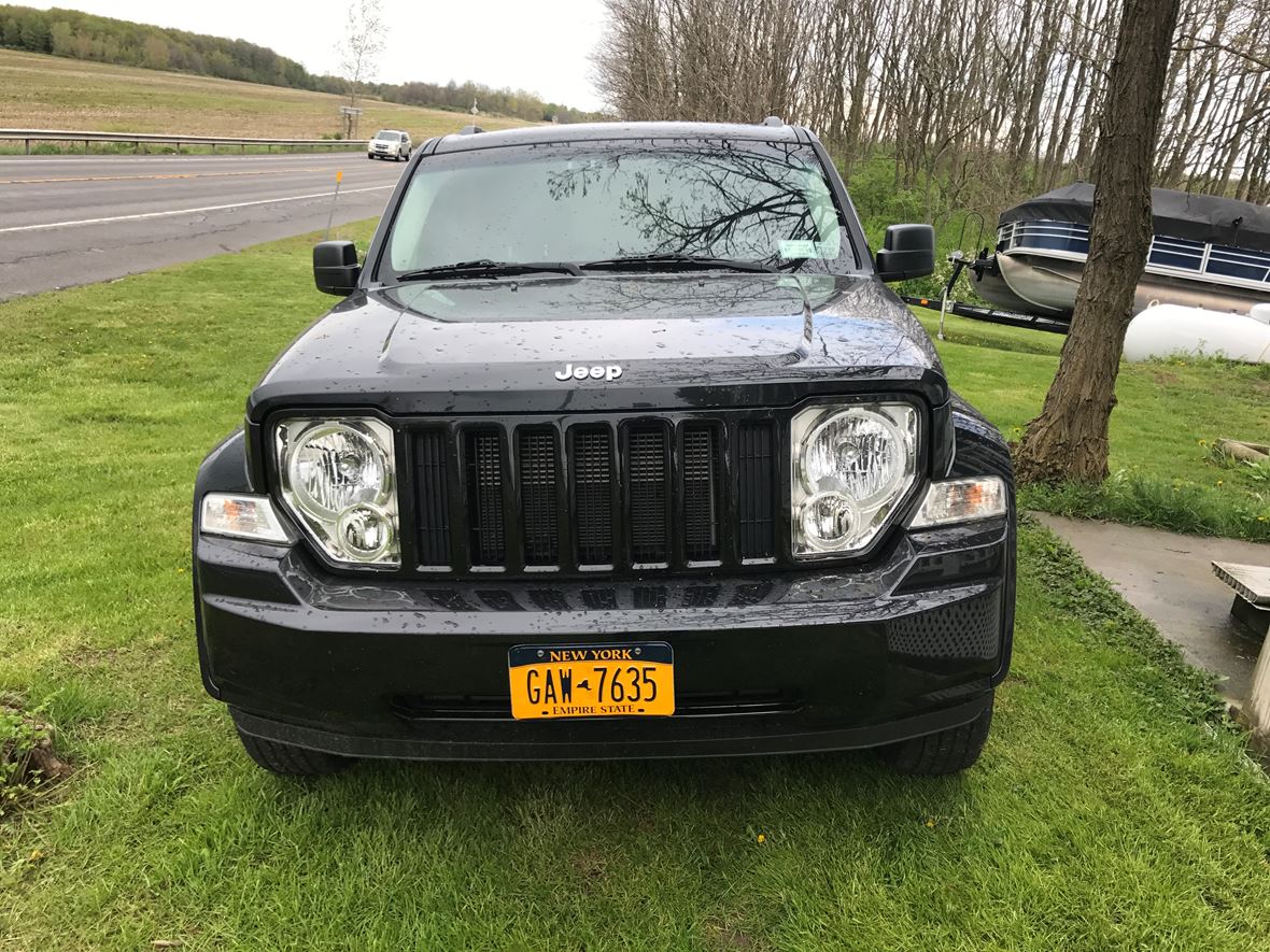 2012 Jeep Liberty for sale by owner in Pavilion