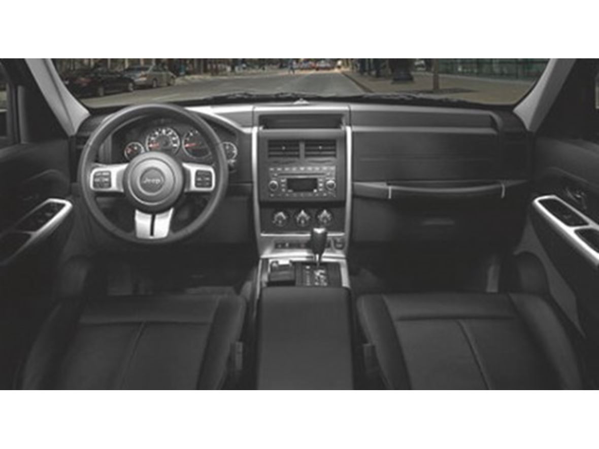 2012 Jeep Liberty for sale by owner in Chicago