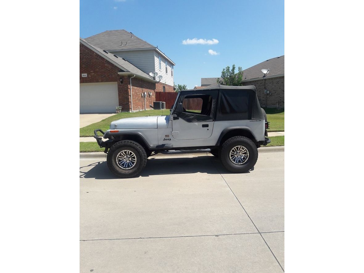 1995 Jeep Wrangler for sale by owner in Fort Worth