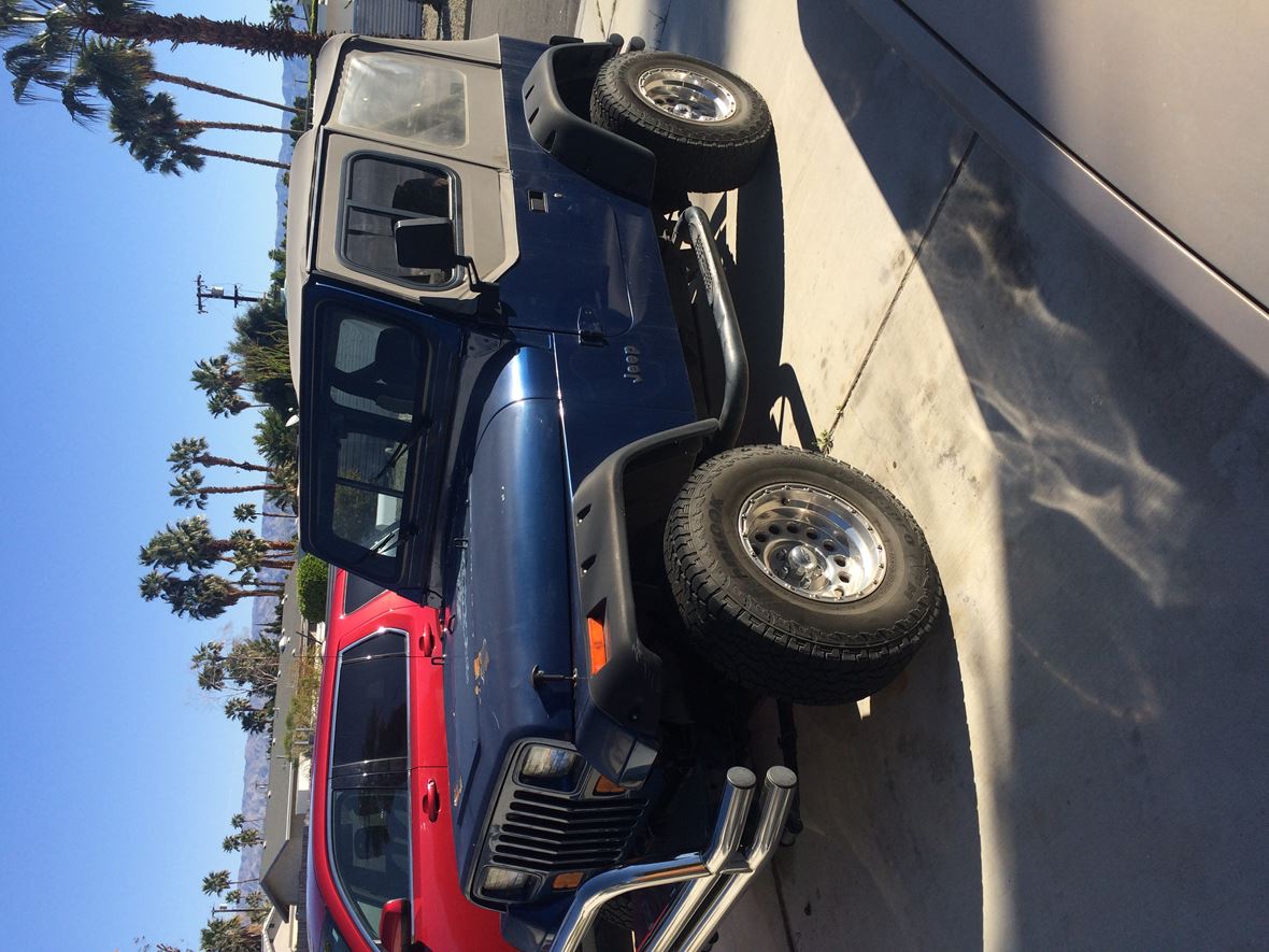 1997 Jeep Wrangler for sale by owner in PALM SPRINGS