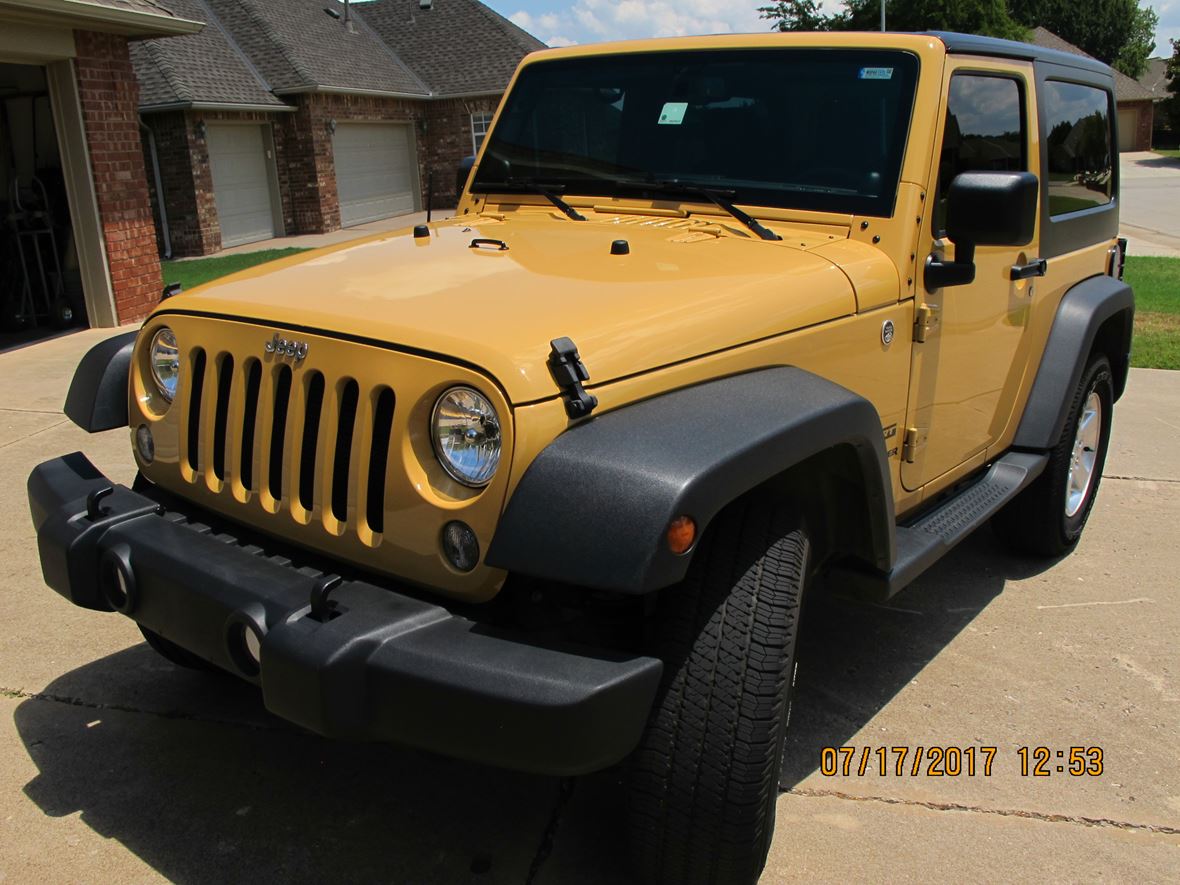 2014 Jeep Wrangler for sale by owner in OKLAHOMA CITY