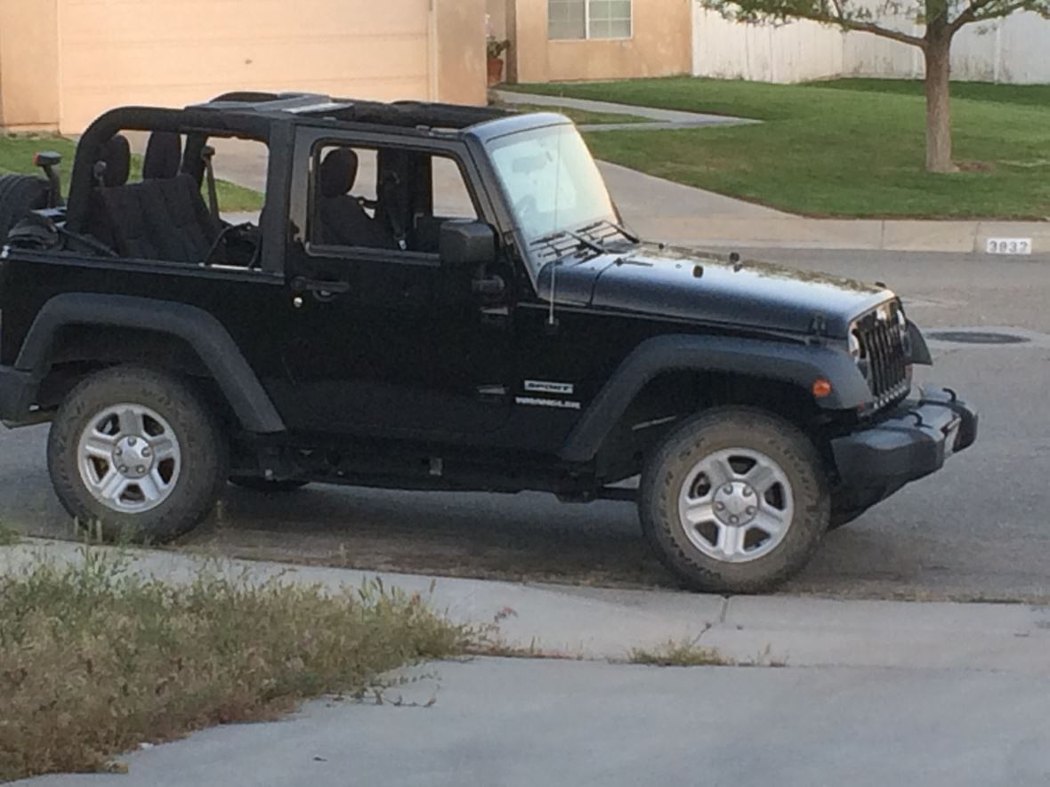 2013 Jeep Wrangler Sport for sale by owner in Rosamond
