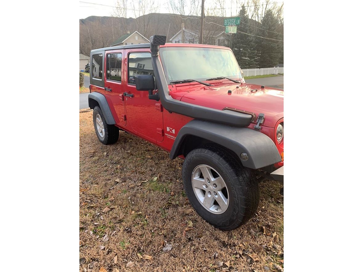 2008 Jeep Wrangler Unlimited for sale by owner in Pittston