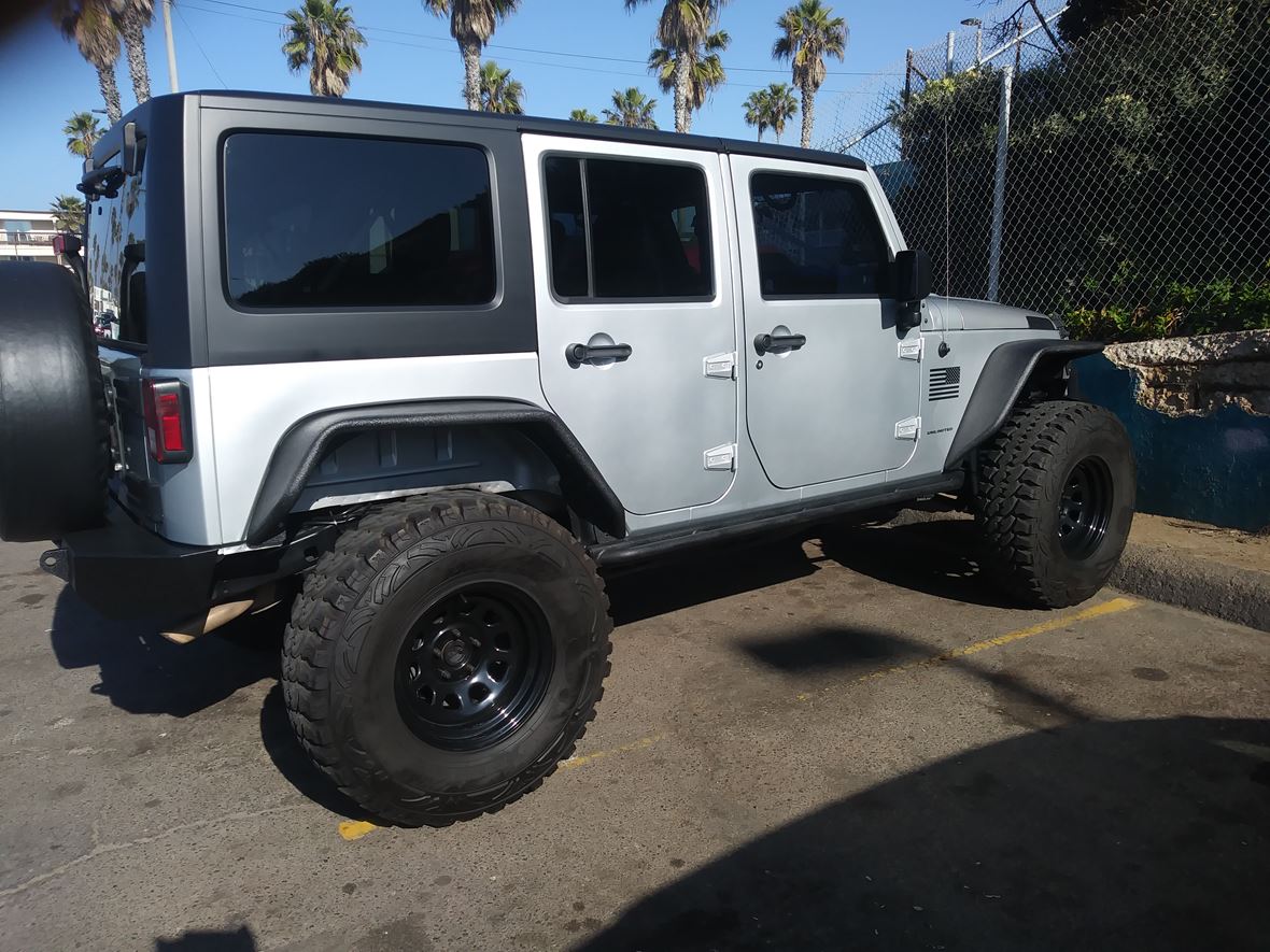 2011 Jeep Wrangler Unlimited for sale by owner in Imperial