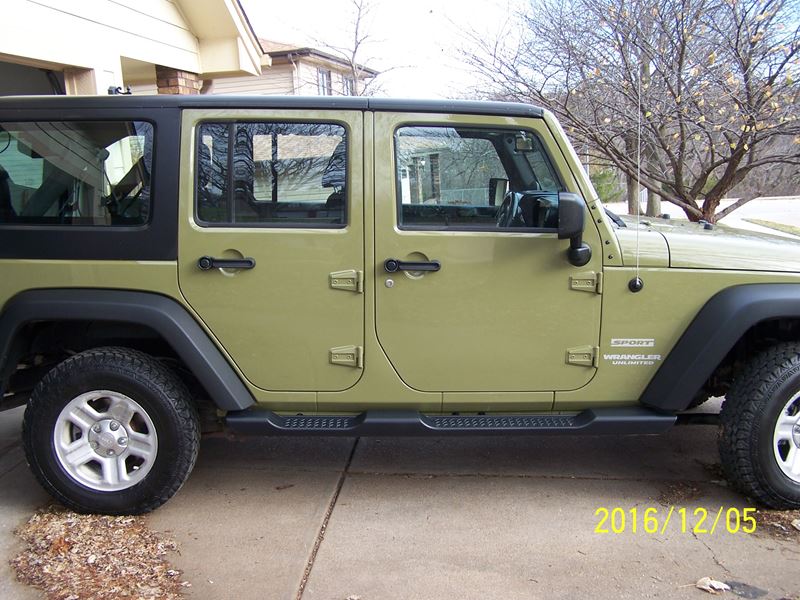2013 Jeep Wrangler Unlimited for sale by owner in Omaha