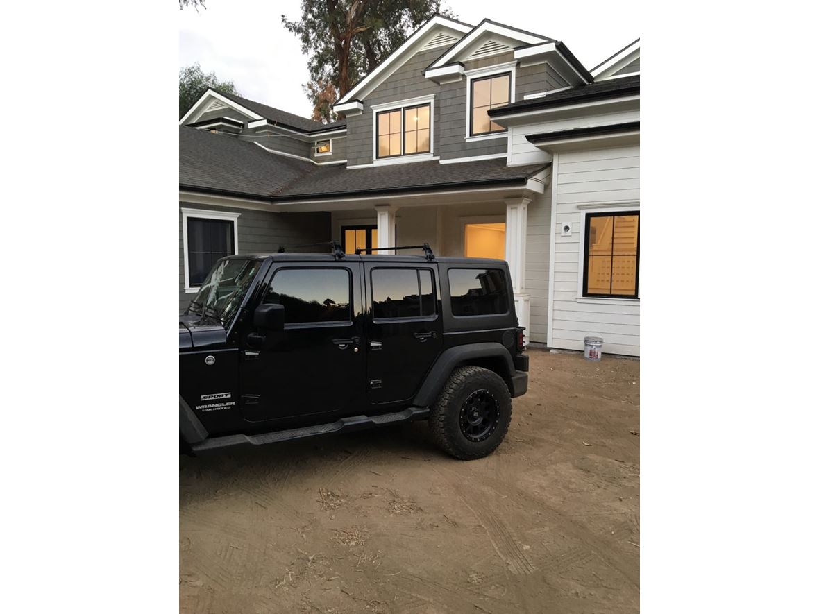 2017 Jeep Wrangler Unlimited for sale by owner in North Hollywood