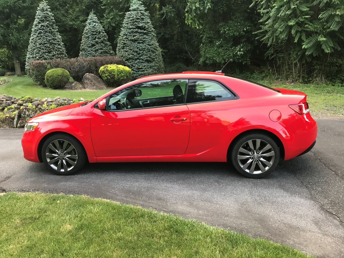 2011 Kia Forte Koup for sale by owner in Reading