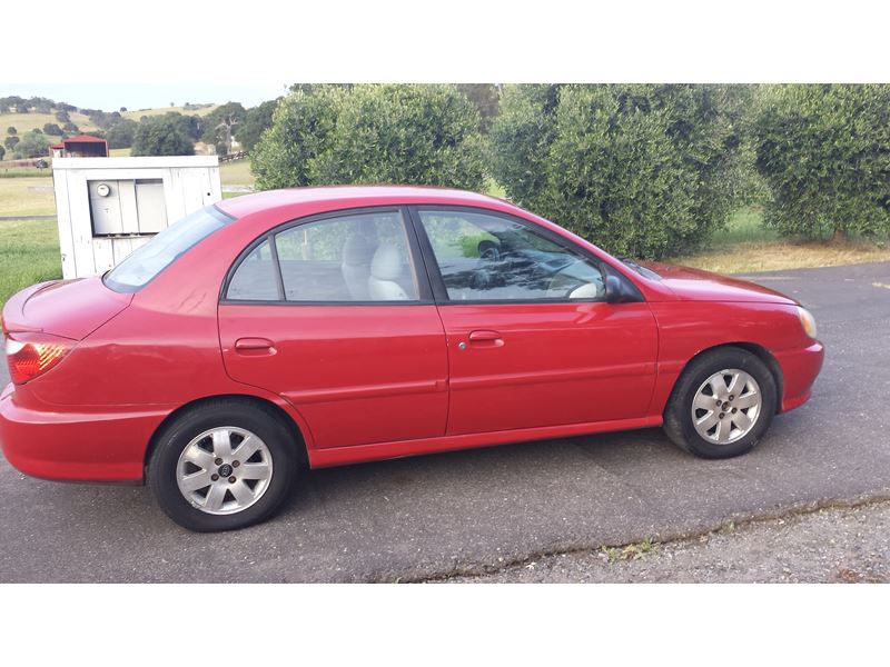 2002 Kia RIO for sale by owner in Valley Springs