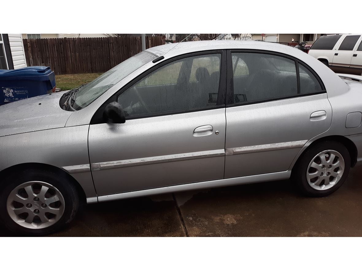 2005 Kia RIO for sale by owner in Rossville
