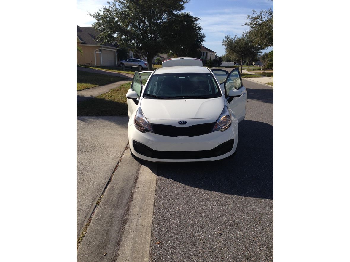 2015 Kia RIO for sale by owner in Kissimmee