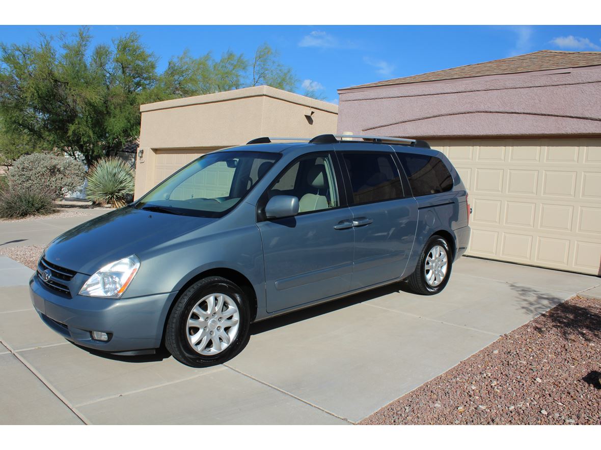 2006 Kia Sedona for sale by owner in Tucson