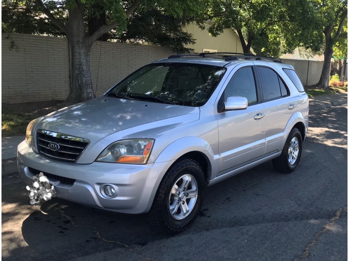 2007 Kia Sorento for sale by owner in Sacramento