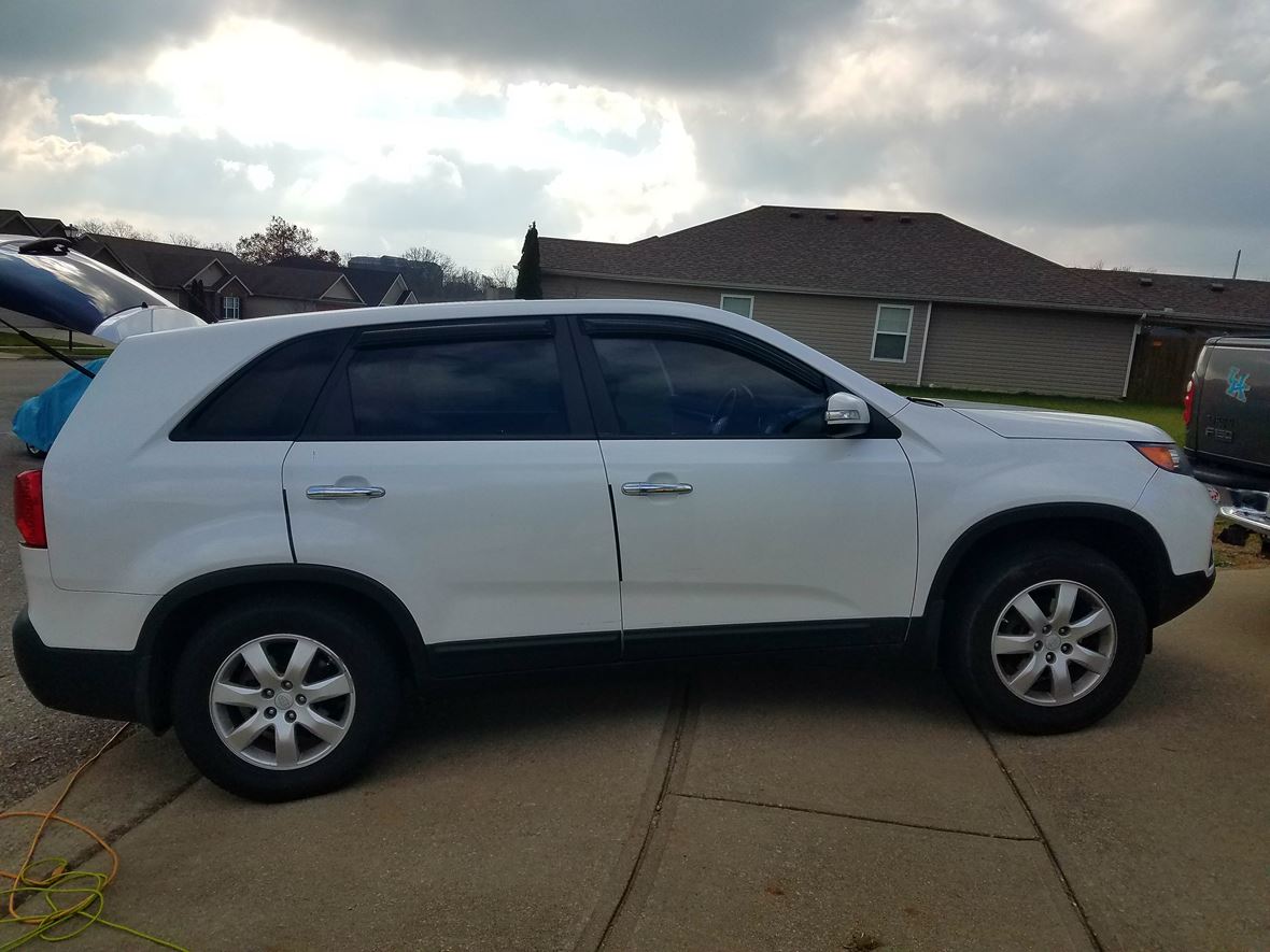 2011 Kia Sorento for sale by owner in Georgetown