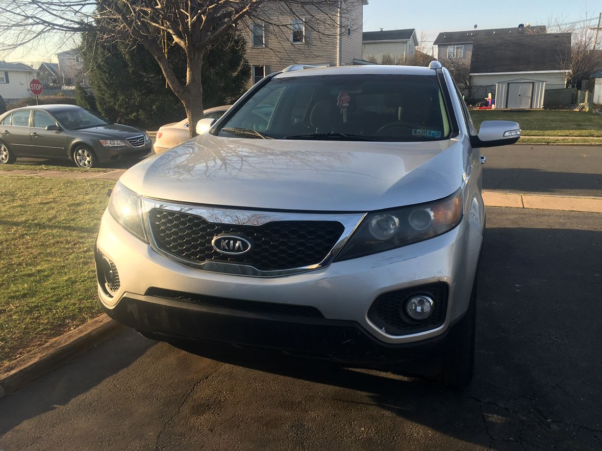 2011 Kia Sorento for sale by owner in Carteret