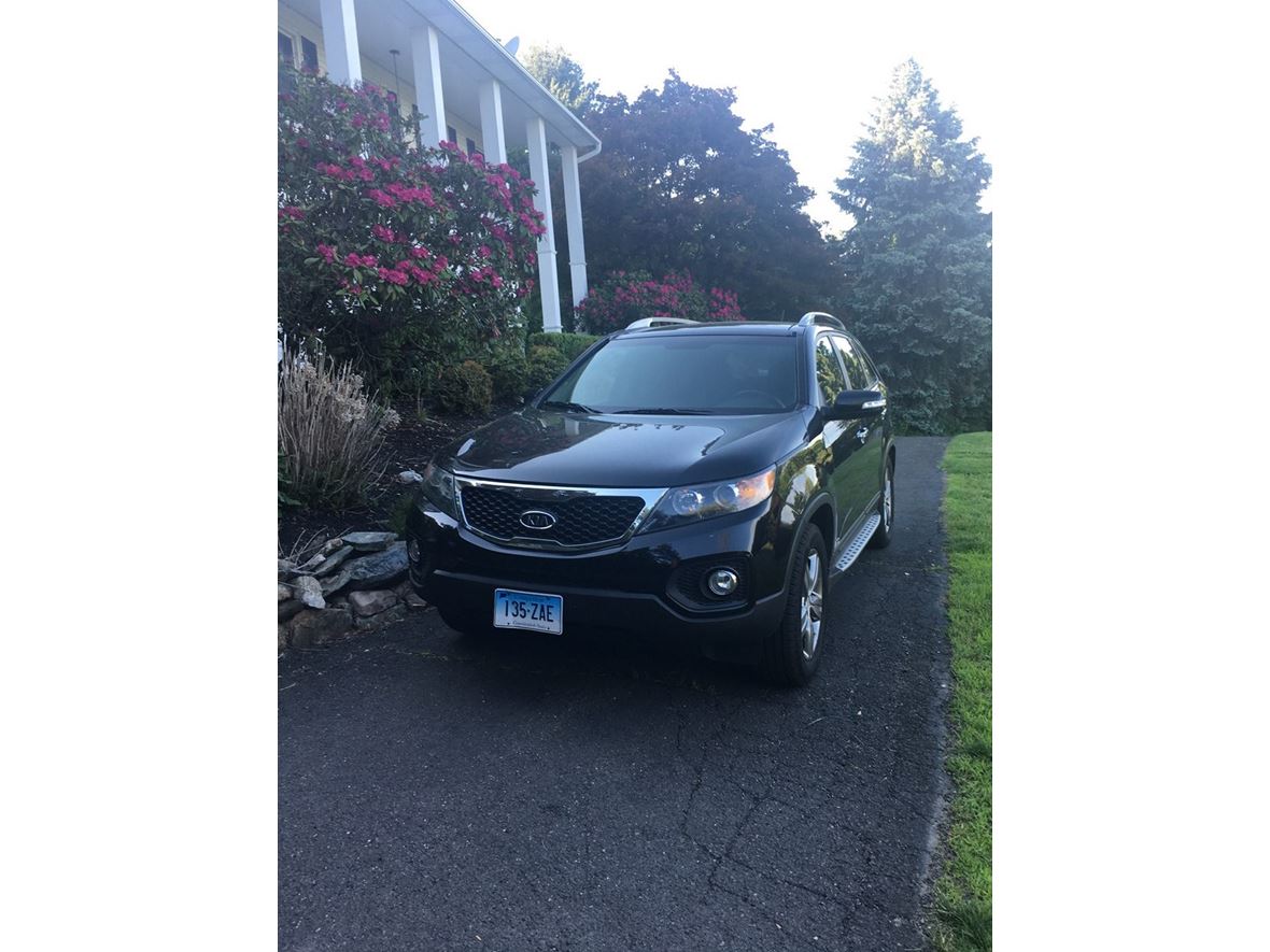 2012 Kia Sorento for sale by owner in Newtown