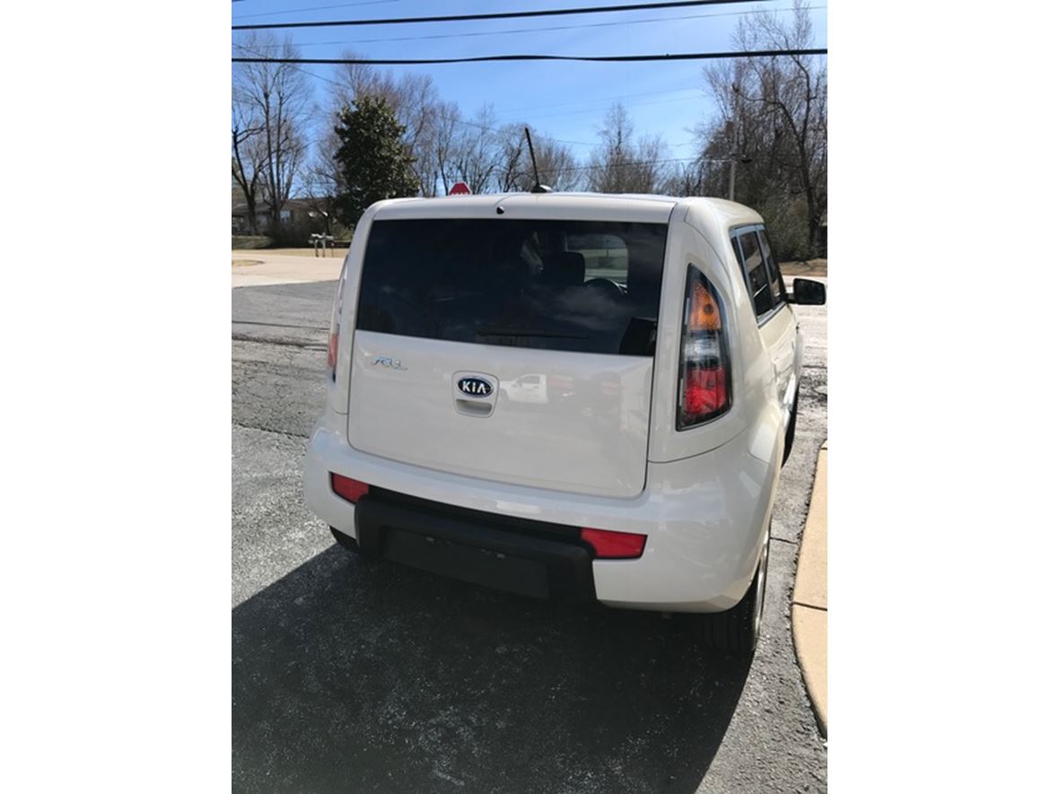 2010 Kia Soul for sale by owner in Mountain Home