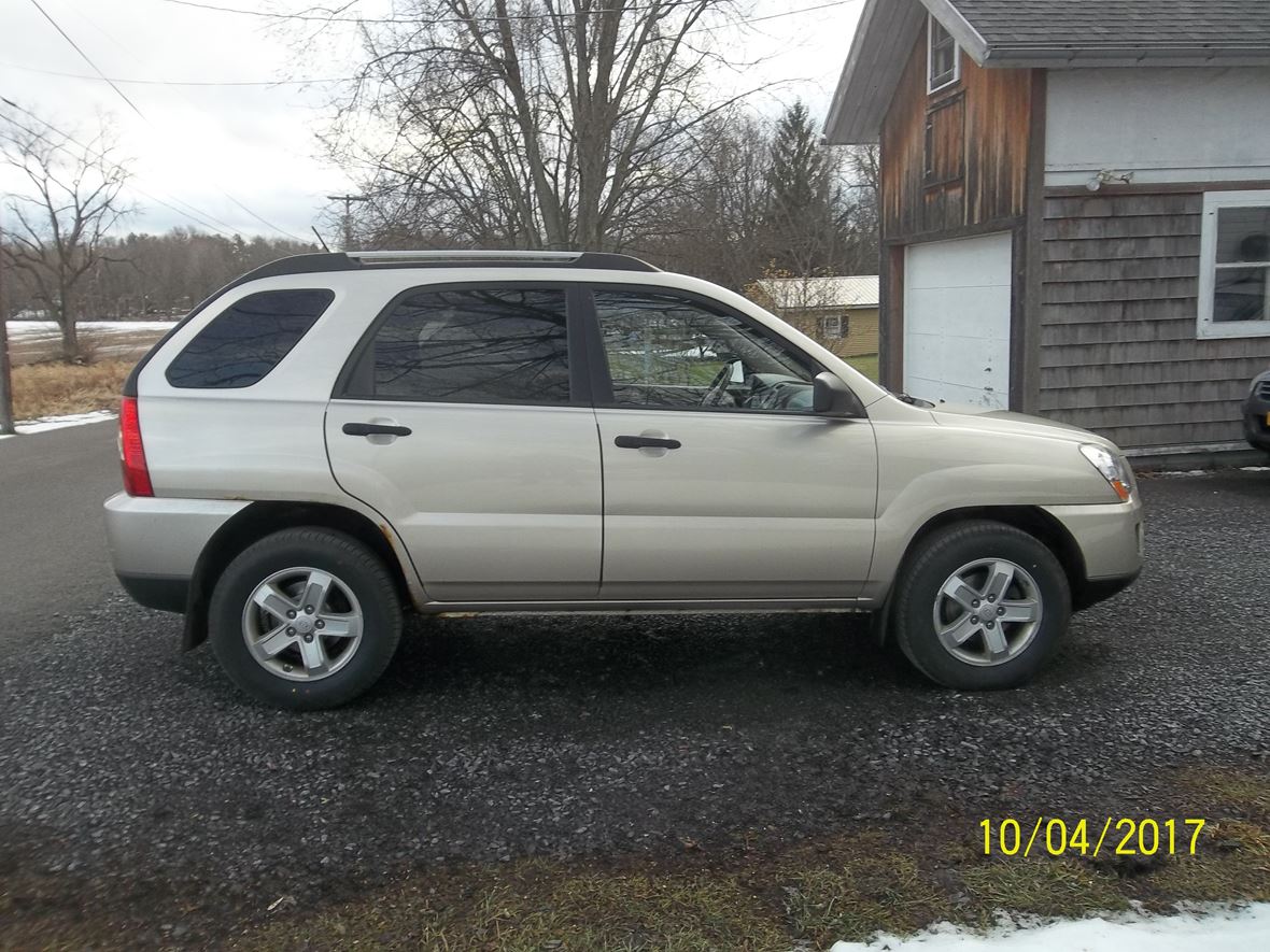 2009 Kia Sportage for sale by owner in Rushville