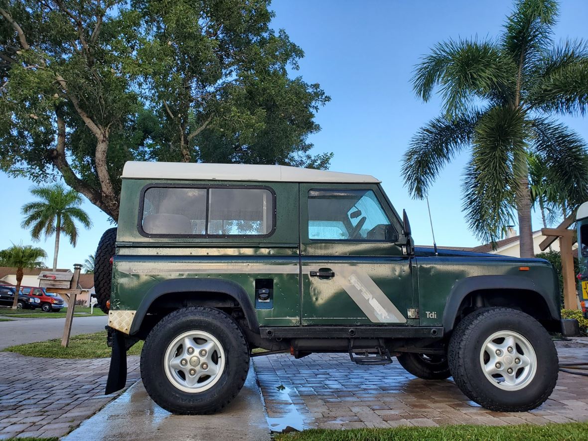 1993 Land Rover Defender for sale by owner in Fort Lauderdale