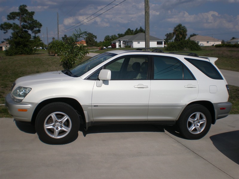 2001 Lexus RX300 for Sale by Owner in Cape Coral, FL 33993