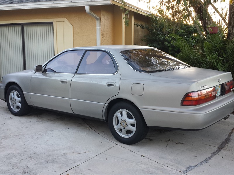 1992 Lexus ES 300 Classic Car Port Saint Lucie, FL 34988