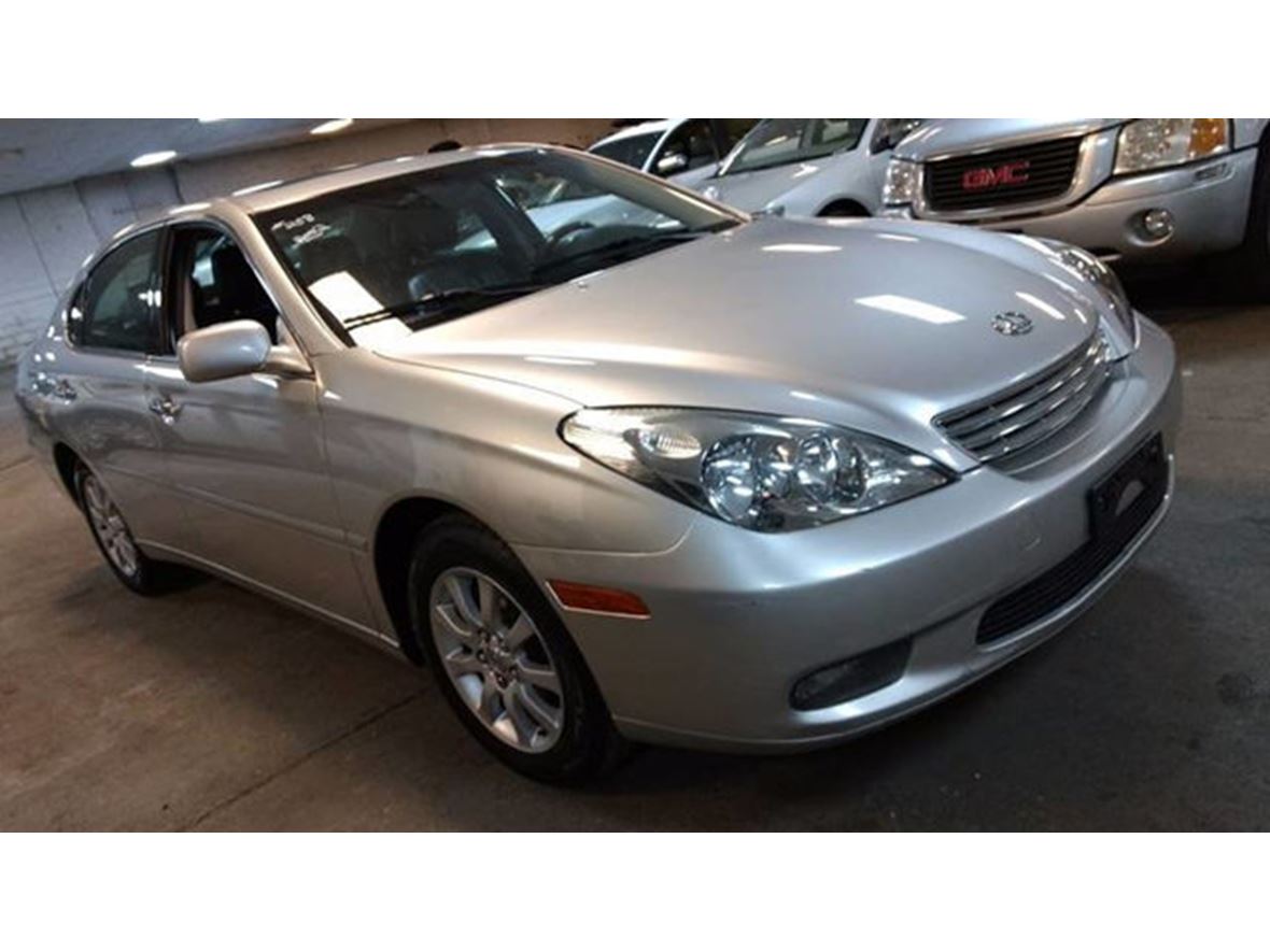 2002 Lexus ES 300 for sale by owner in Rancho Cucamonga