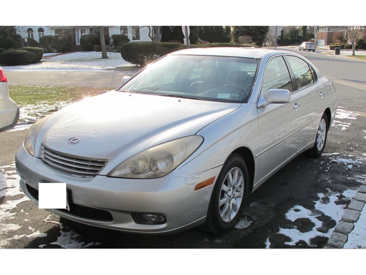 2004 Lexus ES 330 Private Car Sale in Merrick, NY 11566