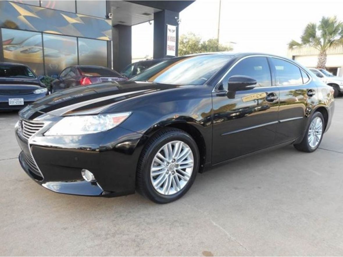 2013 Lexus ES 350 for sale by owner in Houston