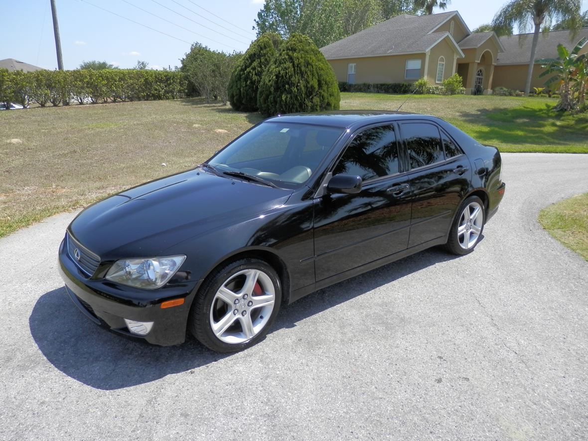 2001 Lexus IS 300 for sale by owner in Leesburg