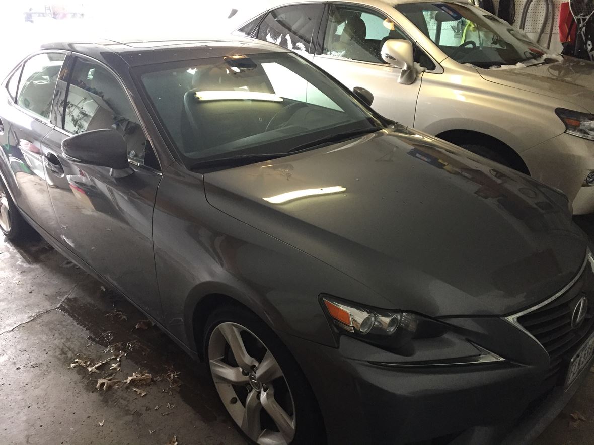 2015 Lexus IS 350 for sale by owner in Urbandale