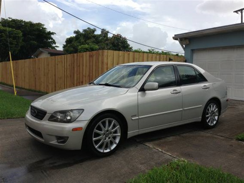 2004 Lexus IS300 for Sale by Owner in Miami, FL 33174