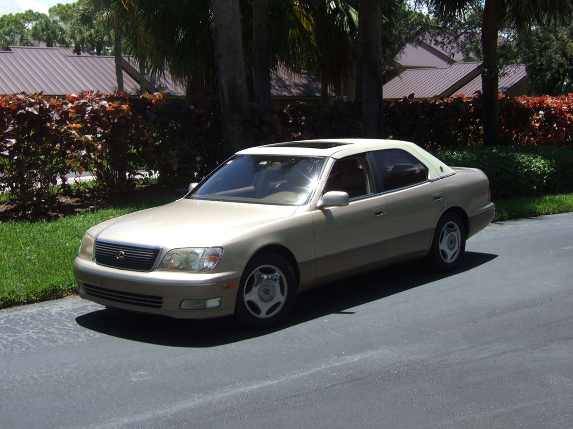 2000 Lexus LS 400 for sale by owner in Stuart