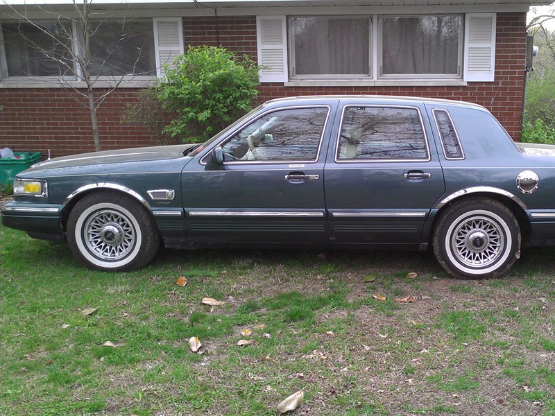 1995 Lincoln Towncar Executive Classic Car Belleville, IL 62223