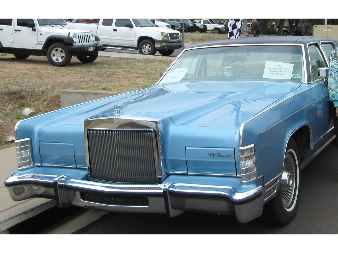 1978 Lincoln Continental  Town Car for sale by owner in Payson